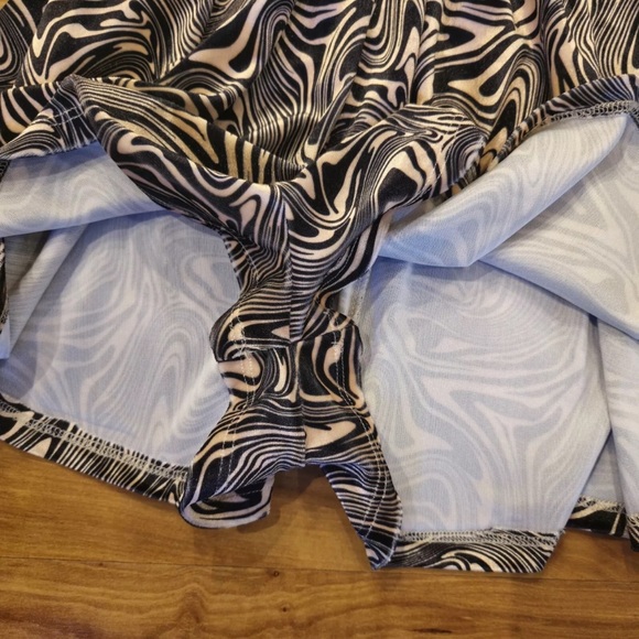 Y2K VTG Urban outfitters Velour Tiger print mini dress romper size S - Picture 7 of 8